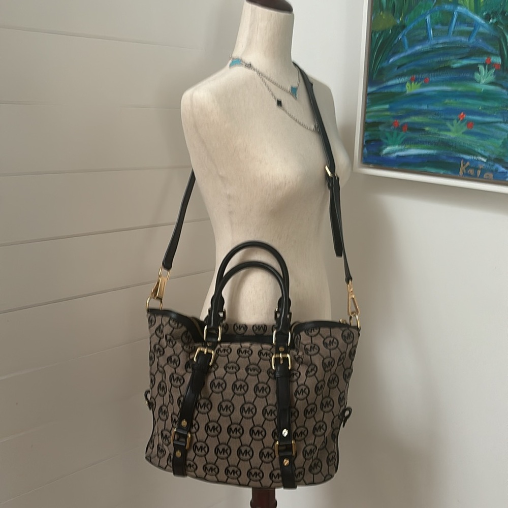Michael Kors Belford Jacquard Tote Purse EUC - Picture 11 of 11